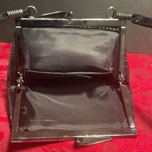 Liz Soto Cat Hand Made Purse‎ Beaded Tassels Black and White - Picture 5 of 8